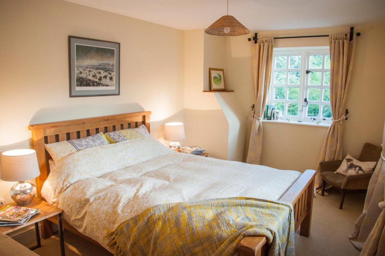 Milton Farm Bed & Breakfast East Knoyle Ngoại thất bức ảnh